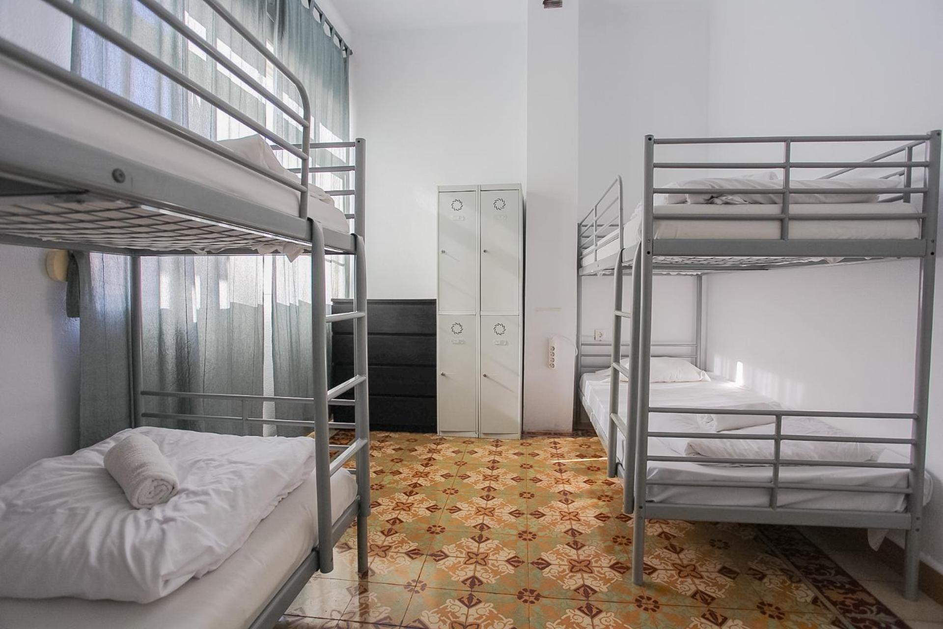 Bbtk Bed And Bike Hotel Malaga Exterior photo