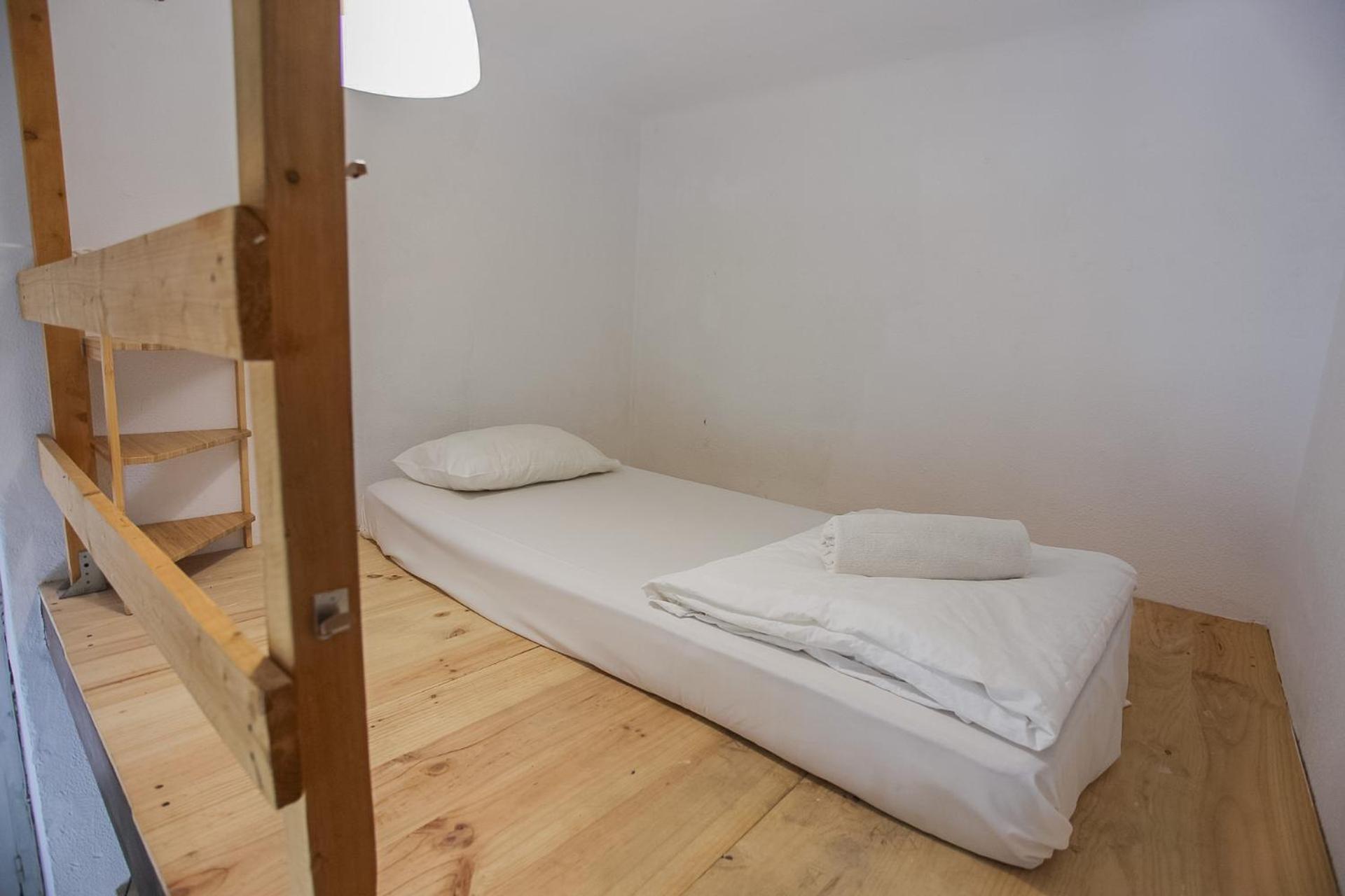 Bbtk Bed And Bike Hotel Malaga Exterior photo
